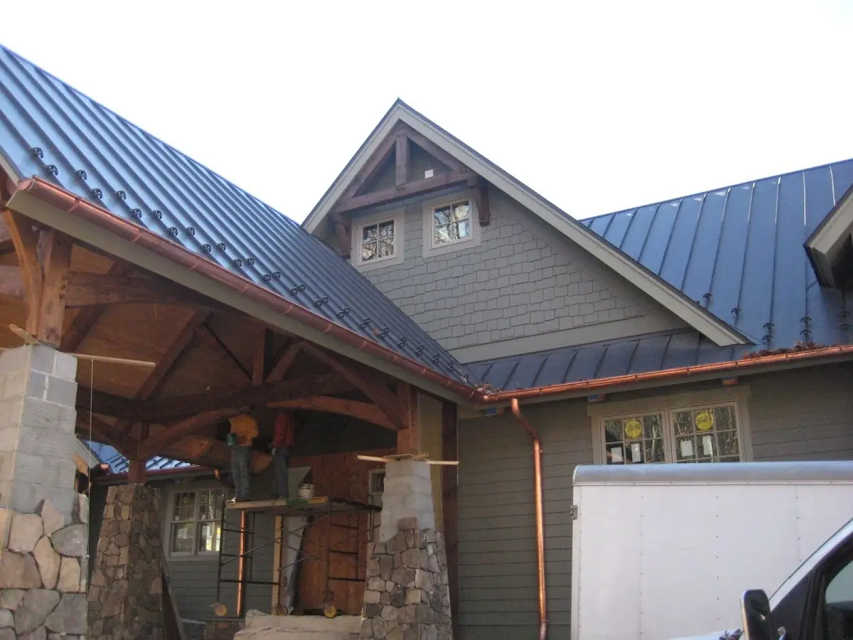 Craftsman Roofing team delivering quality roofing work in Meadowood